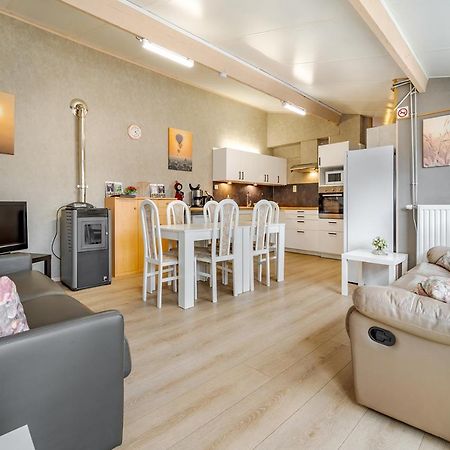 Le Preau, Honden Vriendelijke Huisje In Ardennen 라로셰안알데네 외부 사진